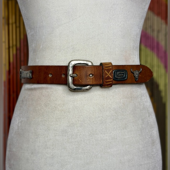 Vintage Handcrafted Southwestern Leather Belt - Picture 2 of 4
